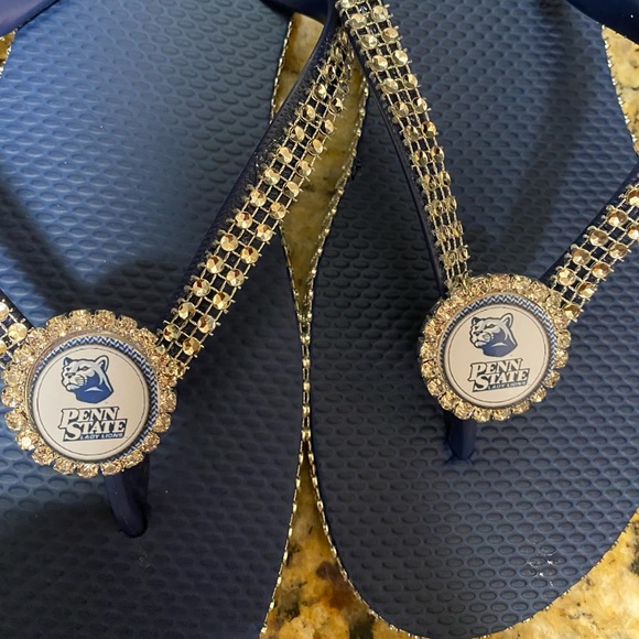 Penn state flip flops - Picture 1 of 1